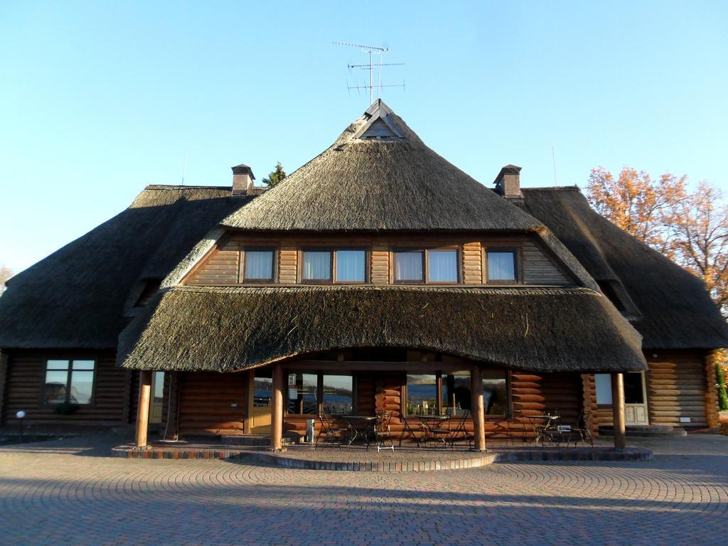 Отель Vonadzini Stameriena Экстерьер фото